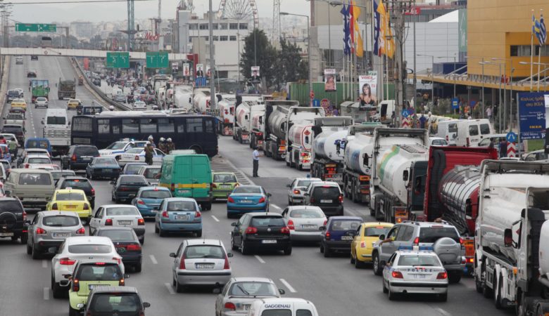 Τροχαίο ατύχημα στην Εθνική Οδό Αθηνών – Λαμίας, καθυστερήσεις στην άνοδο