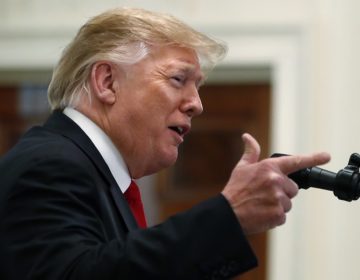 Το Ανώτατο Δικαστήριο δικαιώνει τον Τραμπ για τις κρατήσεις μεταναστών
