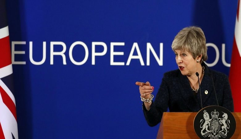 Ορατή και νέα αναβολή για το Brexit δηλώνει η Τερέζα Μέι