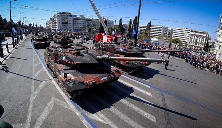 Η παρέλαση της 25ης Μαρτίου μέσα από τον φωτογραφικό φακό