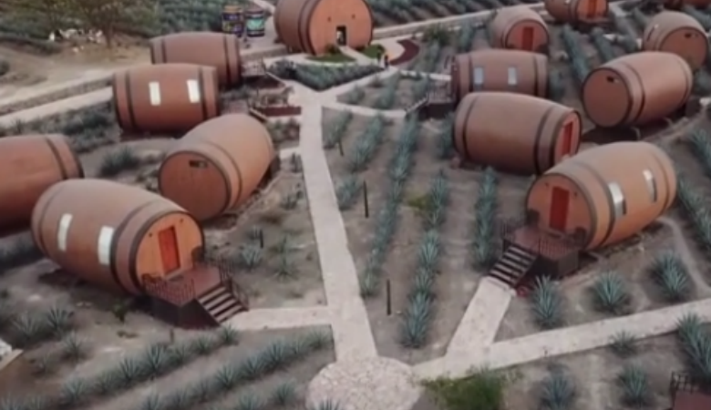 Δωμάτια σε σχήμα βαρελιού τεκίλας προσφέρει ξενοδοχείο στο Μεξικό
