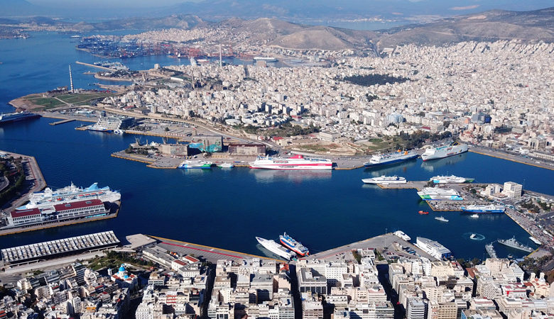 Νέα 24ωρη απεργία στο λιμάνι του Πειραιά