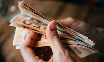 Βόλος: «Σύμβουλος επενδύσεων» έφαγε 60.000 ευρώ από πολίτες