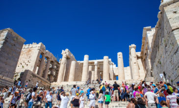 Κορονοϊός: Πώς θα έρχονται οι τουρίστες στην Ελλάδα