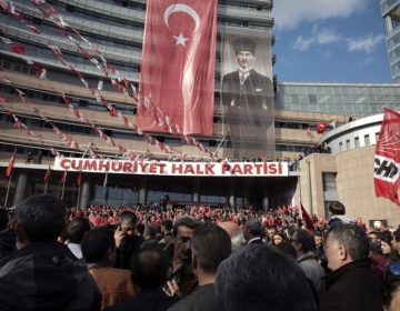 Σε ακόμα 15 περιφέρειες της Κωνσταντινούπολης θα ξαναμετρηθούν οι ψήφοι
