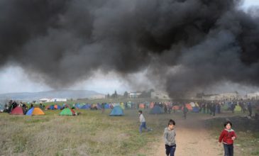 Ελάχιστες σκηνές έχουν απομείνει στον άτυπο καταυλισμό προσφύγων στα Διαβατά