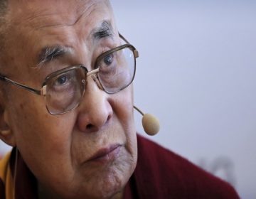 Στο νοσοκομείο με πνευμονική λοίμωξη ο Δαλάι Λάμα