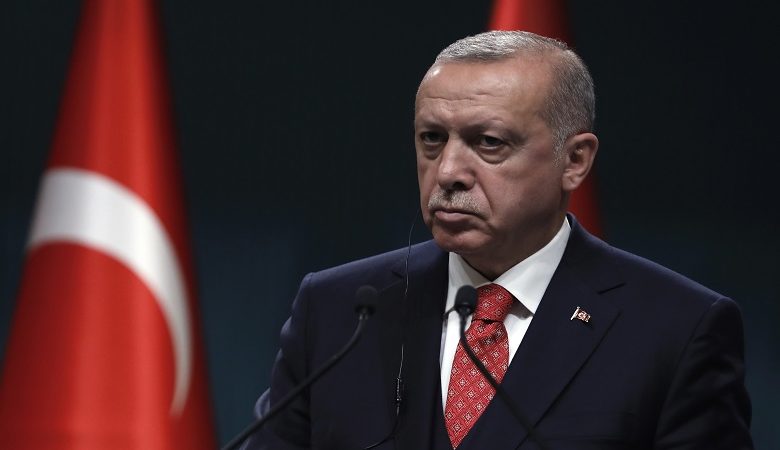 Νέες απειλές Ερντογάν: «Οι δηλώσεις Μητσοτάκη δε θα αλλάξουν τη μοίρα της περιοχής»