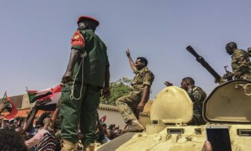Ο στρατός του Σουδάν ανέτρεψε τον πρόεδρο Μπασίρ