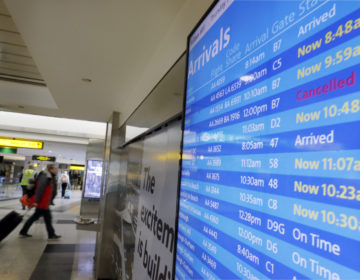 Η American Airlines θα ακυρώνει το καλοκαίρι 115 πτήσεις ημερησίως