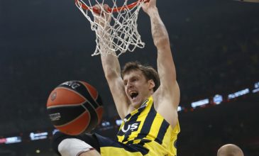 Με άμυνα από «ατσάλι» η Φενέρ, 76-43 τη Ζαλγκίρις