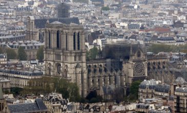 Ξεπερνούν τα 600 εκατ. ευρώ οι δωρεές πλούσιων Γάλλων για την Νοτρ Νταμ