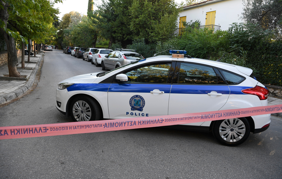 28χρονος βρέθηκε μαχαιρωμένος μέσα σε λίμνη αίματος
