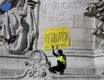 Έξι στους δέκα Γάλλους κόντρα στις κινητοποιήσεις των «κίτρινων γιλέκων»