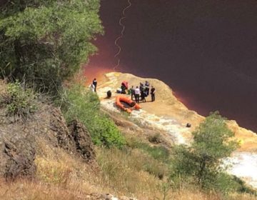 Εντοπίστηκε βαλίτσα μέσα στη λίμνη που πέταξε τα θύματα του ο serial killer