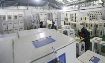 Οι εκλογές «σκότωσαν» πάνω από 270 εκλογικούς υπαλλήλους στην Ινδονησία