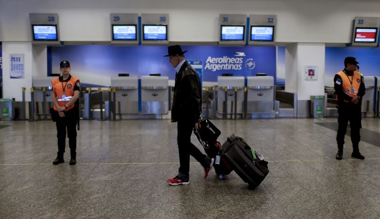 Παραλύει η Αργεντινή από τις απεργίες- Ακυρώνονται οι πτήσεις
