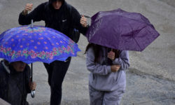 Έκτακτο δελτίο από την ΕΜΥ για βροχές, καταιγίδες και πτώση της θερμοκρασίας
