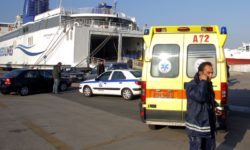 Θεσσαλονίκη: Θρασύτατοι έκλεψαν παροπλισμένο ασθενοφόρο και συμβατικό όχημα της Τροχαίας