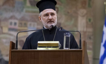 Αρχιεπίσκοπος Αμερικής Ελπιδοφόρος: Είμαι βαθιά συγκλονισμένος από την πολύνεκρη σιδηροδρομική τραγωδία στα Τέμπη