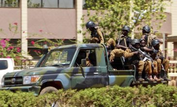 Τέσσερις καθολικοί νεκροί από επιθέσεις στη Μπουρκίνα Φάσο