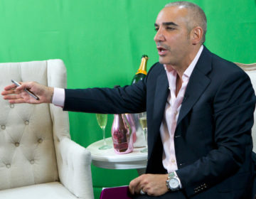 Άλκις Δαυίδ: Αφέθηκε ελεύθερος με εγγύηση 300.000 δολάρια  – Ποιος είναι ο Ελληνοκύπριος κροίσος που απασχολεί με τα σκάνδαλά του