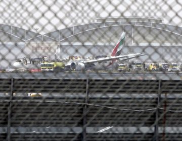 Τέσσερις νεκροί από συντριβή αεροσκάφους στο Ντουμπάι