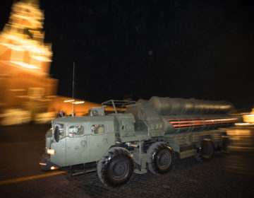 Προειδοποιεί το Κογκρέσο: Αυστηρές κυρώσεις αν αγοράσει η Τουρκία τους S-400