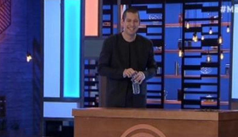 MasterChef: Ιωαννίδης – Κουτσόπουλος πήγαν τουαλέτα, αλλά ξέχασαν τα μικρόφωνα