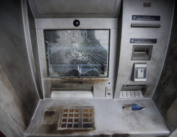 Εγκληματική ομάδα ανατίναζε ΑΤΜ τραπεζών στη Χαλκιδική – Πάνω από 170.000 ευρώ η λεία της