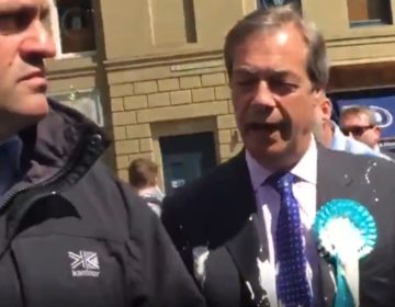 Πέταξαν μιλκσέικ στον Νάιτζελ Φάρατζ