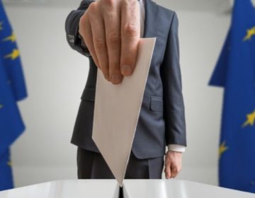 Άνοιξαν οι κάλπες σε άλλες πέντε ευρωπαϊκές χώρες για τις Ευρωεκλογές