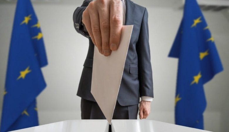 Άνοιξαν οι κάλπες σε άλλες πέντε ευρωπαϊκές χώρες για τις Ευρωεκλογές
