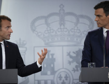 Συνάντηση Μακρόν-Σάντσεθ για την μοιρασιά των θέσεων στην ΕΕ