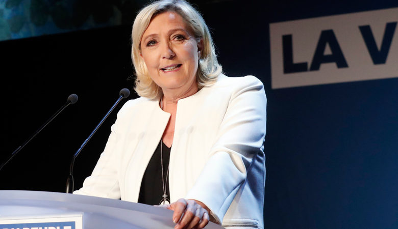 Άνοδο της ακροδεξιάς στη Γαλλία δείχνει δημοσκόπηση για τις ευρωεκλογές του 2024