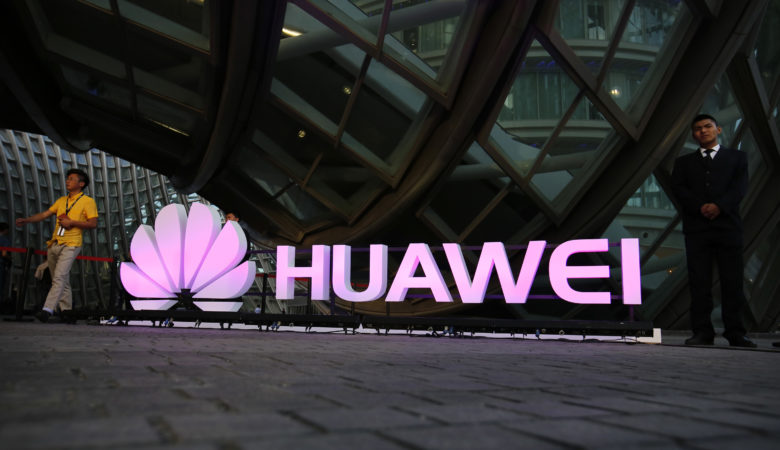 Στη Δικαιοσύνη προσφεύγει η Huawei