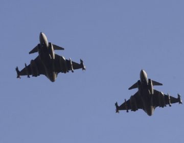 Η Πολωνία απογειώνει εσπευσμένα αεροσκάφη καθώς η Ρωσία εξαπολύει πλήγματα στη δυτική Ουκρανία