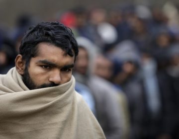 Χιλιάδες εγκλωβισμένοι μετανάστες στη Βοσνία καταγγέλει ο Ερυθρός Σταυρός