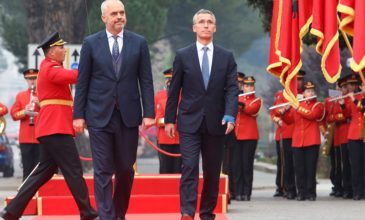 Στην Αλβανία ο γενικός γραμματέας του ΝΑΤΟ