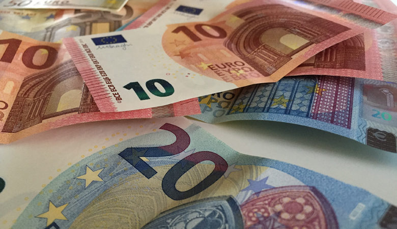 Υπουργείο Εργασίας: 12 εκατ. ευρώ για παροχές σε ανασφάλιστους υπερήλικες