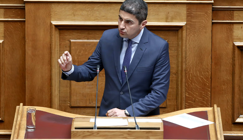 Αυγενάκης: Αποχωρούμε από όλες τις κοινοβουλευτικές διαδικασίες