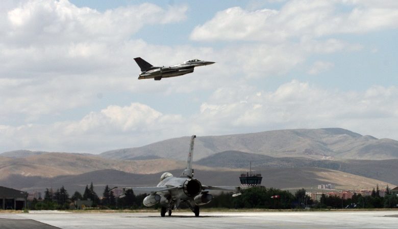 Τουρκικό F-16 έκανε υπερπτήση πάνω από τα Δωδεκάνησα