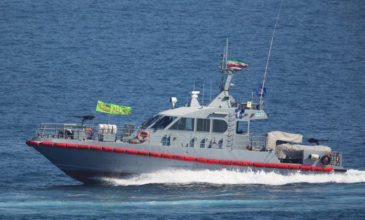Το Ιράν έτοιμο να στείλει στόλο να συνοδεύσει το τανκερ από το Γιβραλτάρ