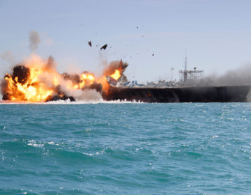 Βυθίστηκε το ένα από τα δύο τάνκερ στον Κόλπο του Ομάν