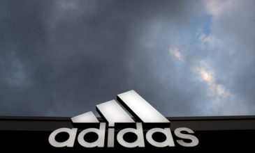 Έχασε τη δικαστική διαμάχη η Adidas για την αποκλειστικότητα του σήματός της στην Ευρώπη