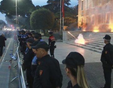 Συγκρούσεις στην Αλβανία ενόψει των δημοτικών εκλογών