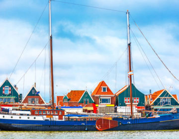 Volendam, το δημοφιλές τουριστικό αξιοθέατο της Ολλανδίας