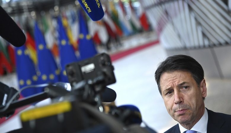 H Iταλία δεν θα παρεκκλίνει από τους ευρωπαϊκούς κανόνες αλλά ζητά να αλλάξουν