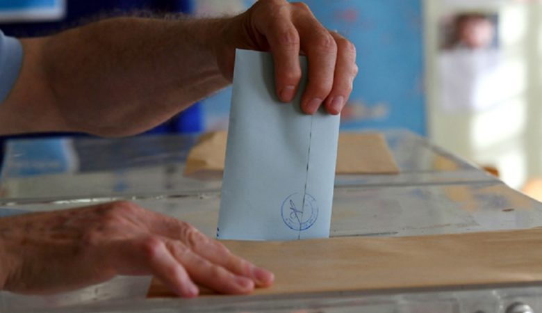 Η απόσταση που χωρίζει ΝΔ-ΣΥΡΙΖΑ σε νέα δημοσκόπηση για τις εκλογές