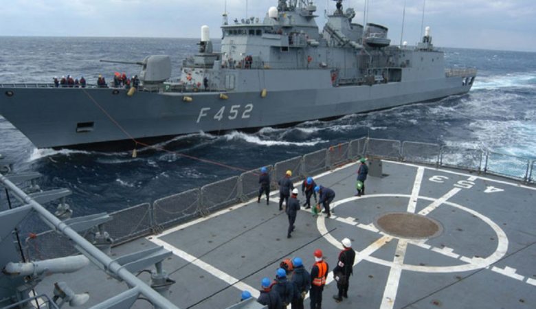 Κατρούγκαλος: Έχουμε πολεμικό ναυτικό, να μην διανοηθεί κανείς να έρθει στα δικά μας νερά